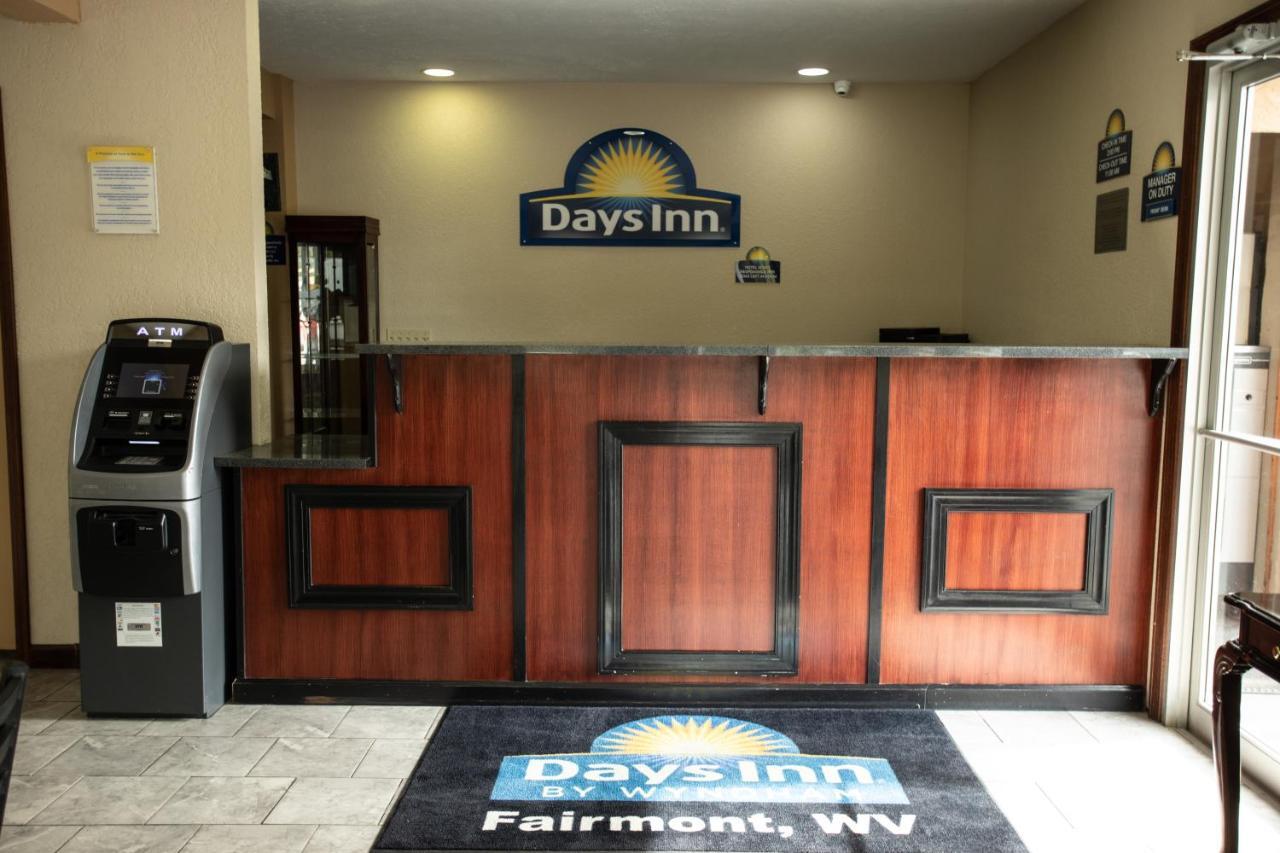 Days Inn By Wyndham Fairmont Dış mekan fotoğraf